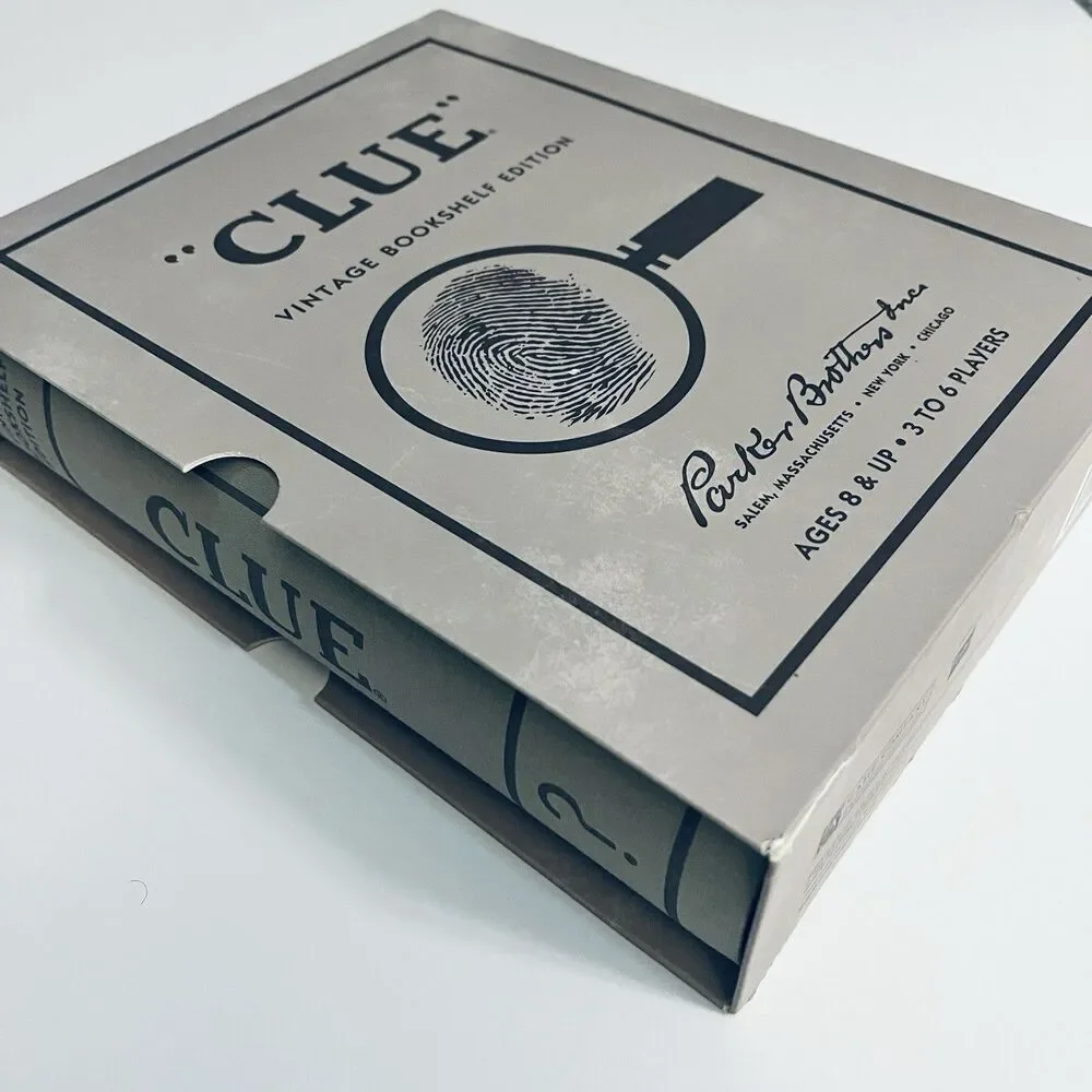 CLUE Vintage Bookshelf Edition Family Board Game